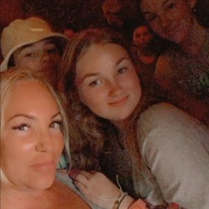 Meet your Posher, Charlene